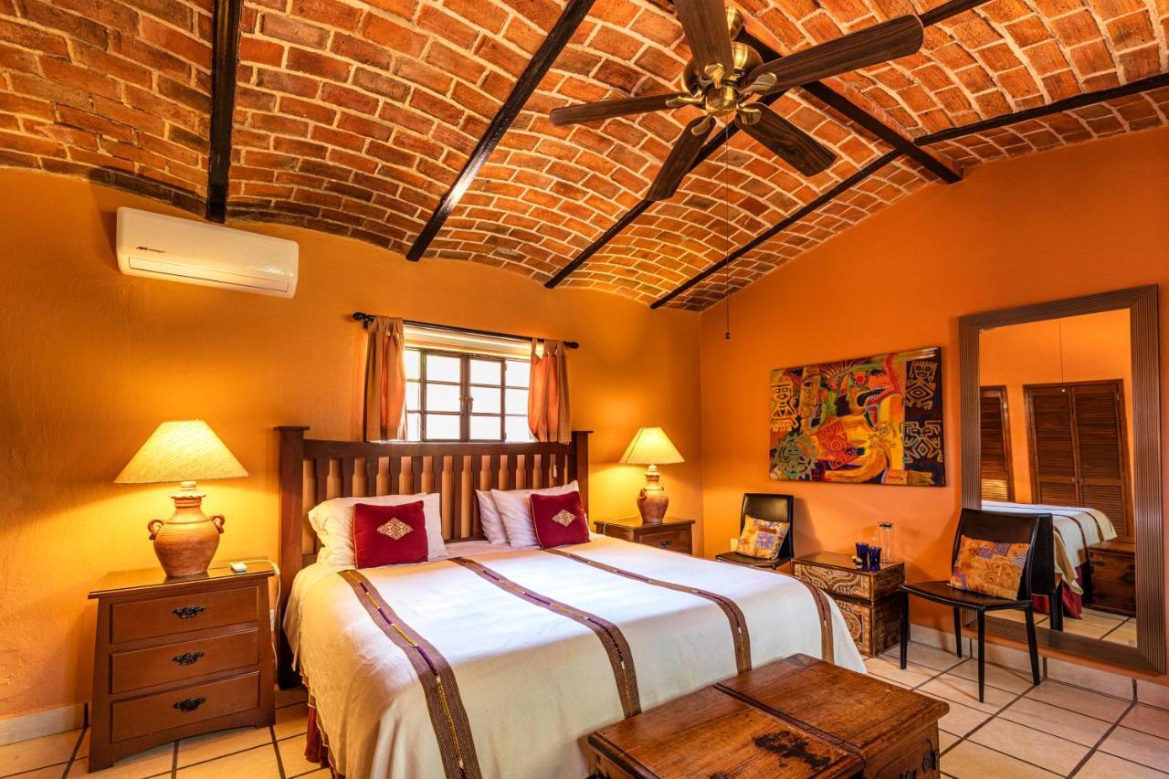 Casa Del Sol Inn Ajijic Exterior foto